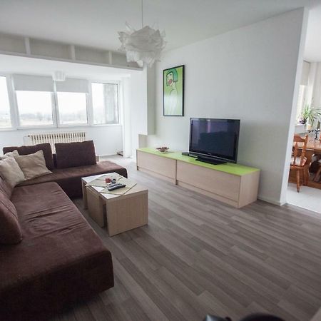 Riverview Apartment Осиек Экстерьер фото