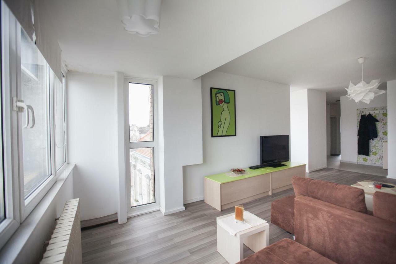 Riverview Apartment Осиек Экстерьер фото